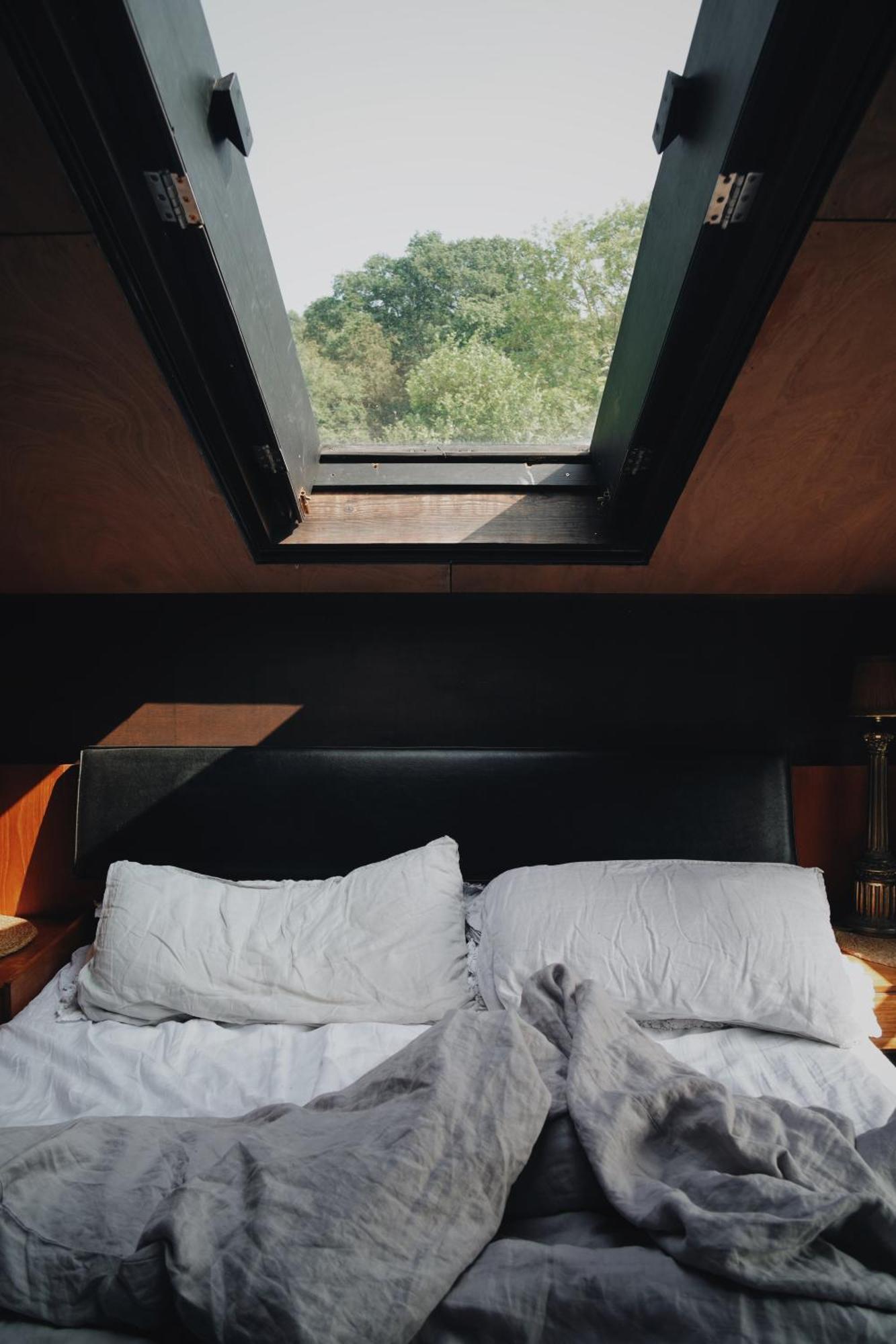 Two Unique Cabins Wrapped In Beautiful Welsh Scenery Presteigne Ngoại thất bức ảnh